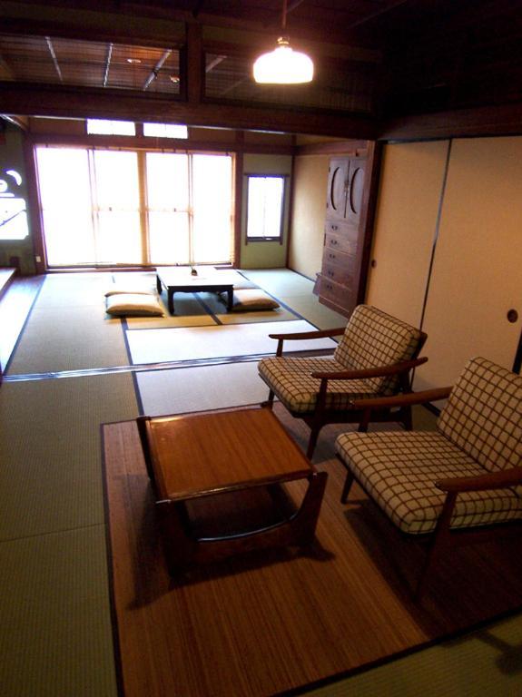 Hotel Itsumoya Hatsukaichi Zimmer foto